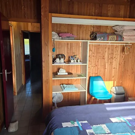 Δωμάτια σε οικογενειακή κατοικία Pisseloup *